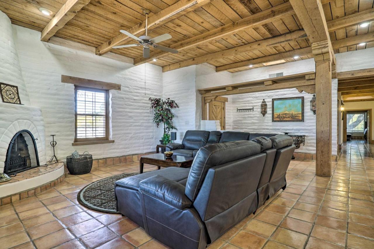 Las Cruces Home La Casa Blanca With Courtyard Eksteriør billede