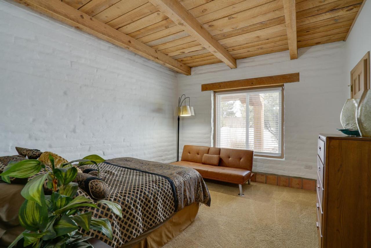 Las Cruces Home La Casa Blanca With Courtyard Eksteriør billede